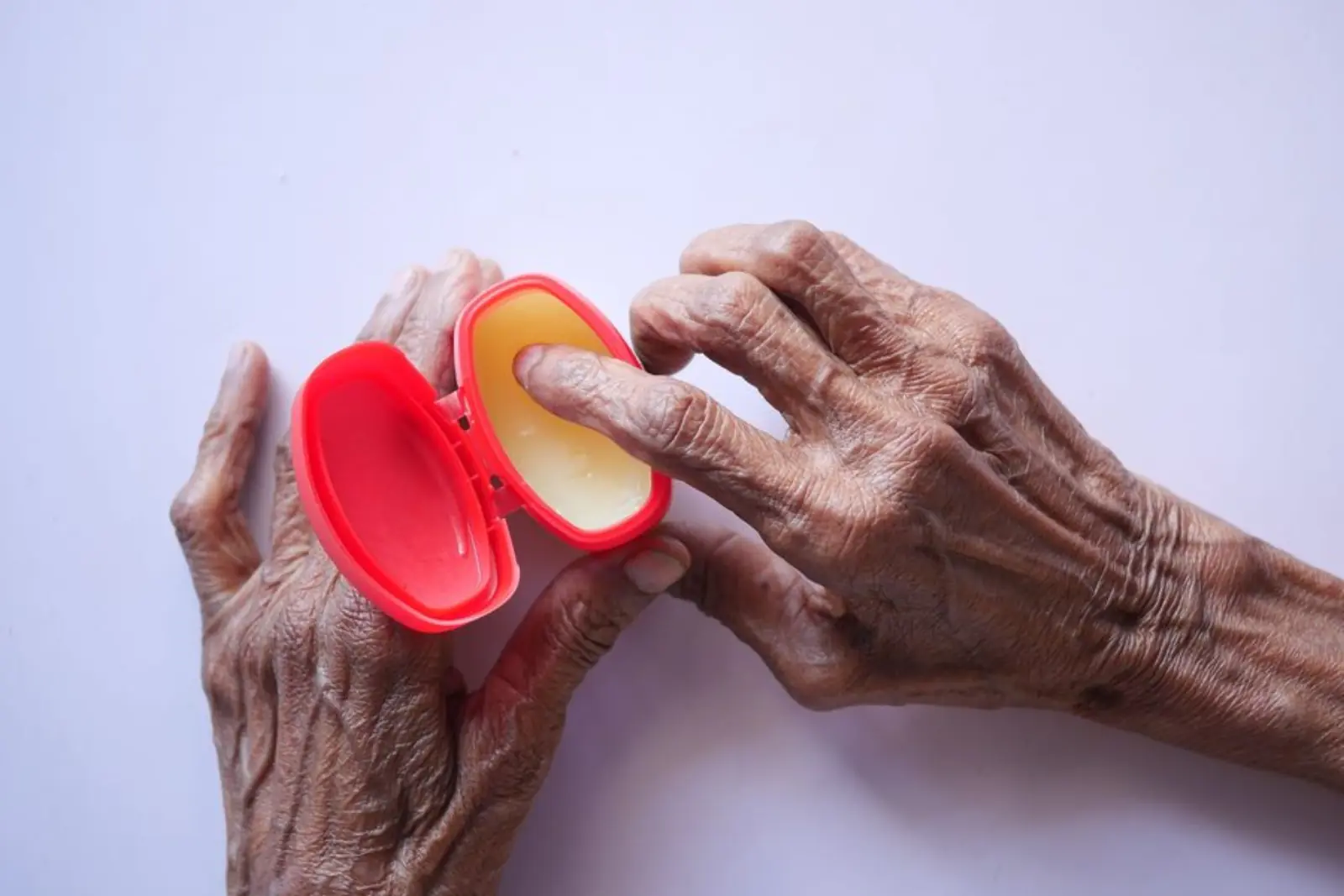 Mains et peau sèche